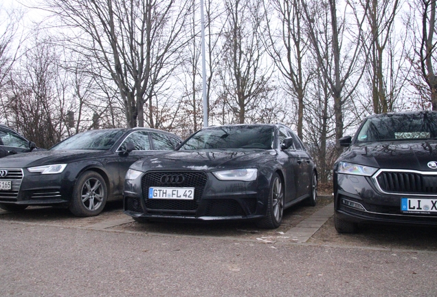 Audi RS4 Avant B8