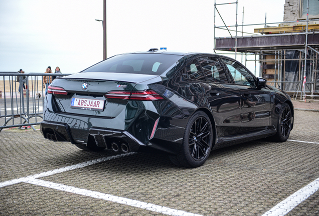 BMW M5 G90