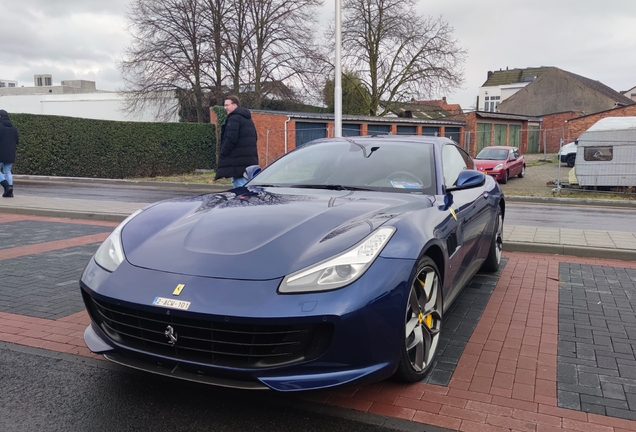 Ferrari GTC4Lusso T