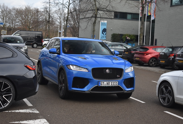 Jaguar F-PACE SVR