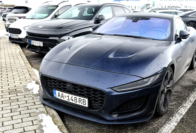 Jaguar F-TYPE P450 Coupé 2020