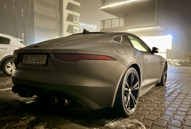 Jaguar F-TYPE R Coupé 2020