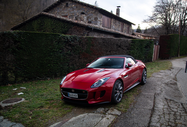 Jaguar F-TYPE S V8 Convertible