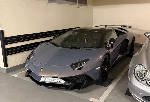Lamborghini Aventador LP750-4 SuperVeloce Roadster