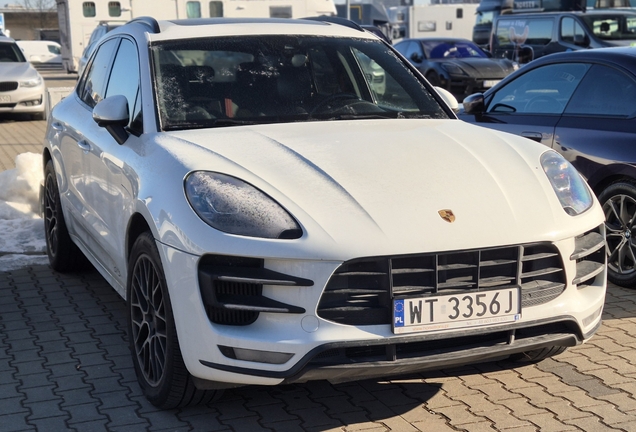 Porsche 95B Macan Turbo MkI