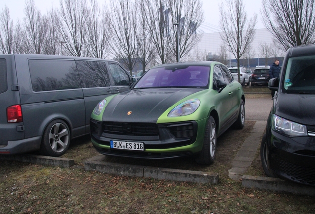 Porsche 95B Macan GTS MkIII