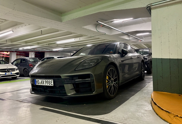 Porsche 972 Panamera Turbo S E-Hybrid