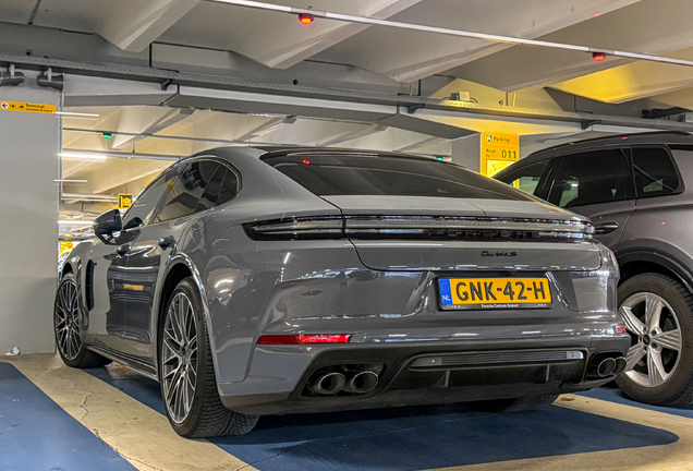 Porsche 972 Panamera Turbo S E-Hybrid