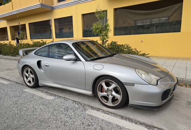 Porsche 996 Turbo
