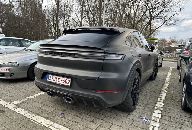 Porsche Cayenne Coupé Turbo E-Hybrid