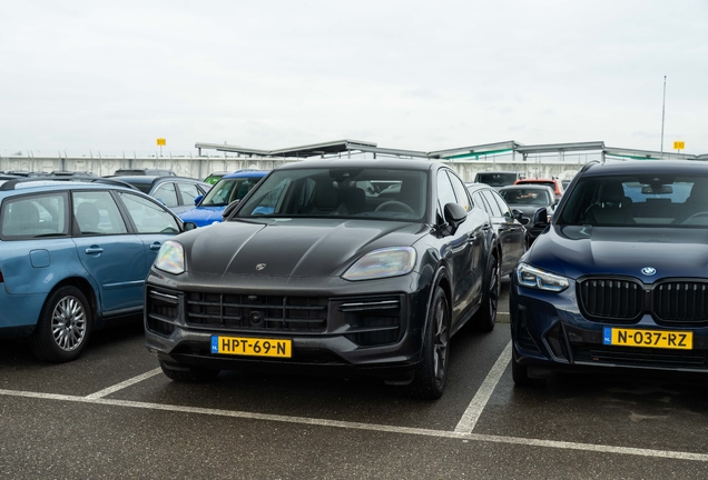 Porsche Cayenne Coupé Turbo E-Hybrid