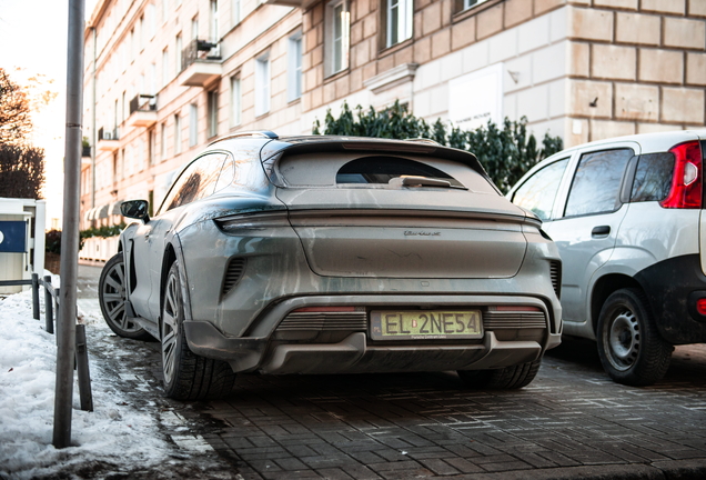Porsche Taycan Turbo S Cross Turismo MkII