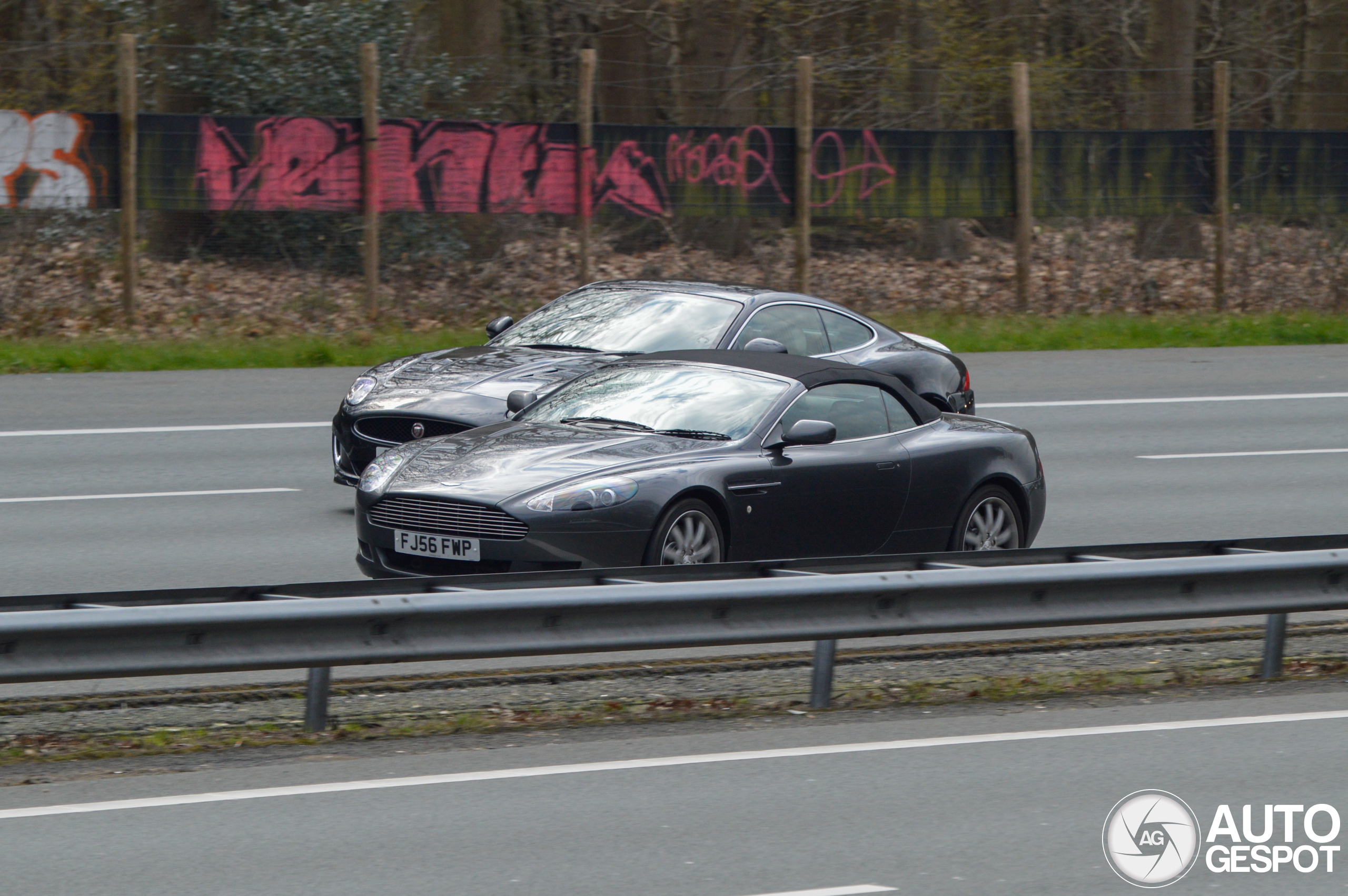 Aston Martin DB9 Volante