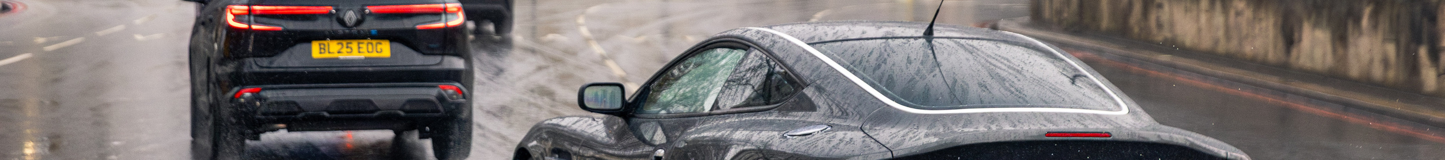 Aston Martin Vanquish S