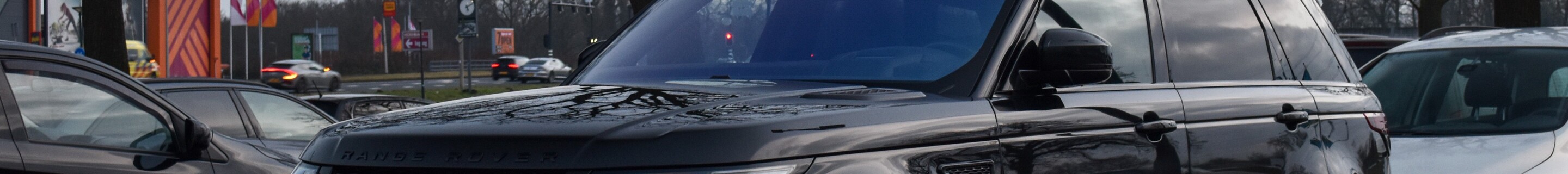Land Rover Range Rover Sport SVR