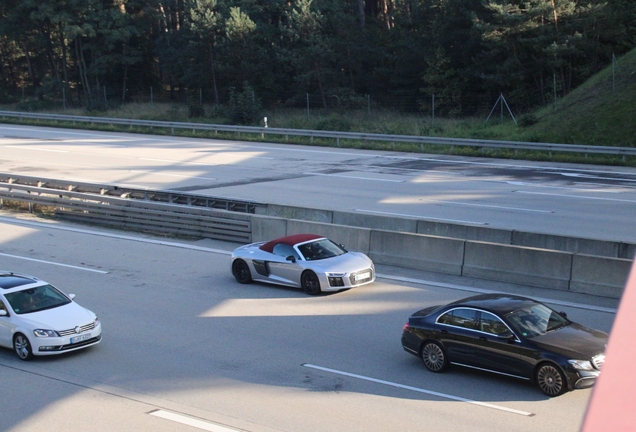 Audi R8 V10 Spyder 2016