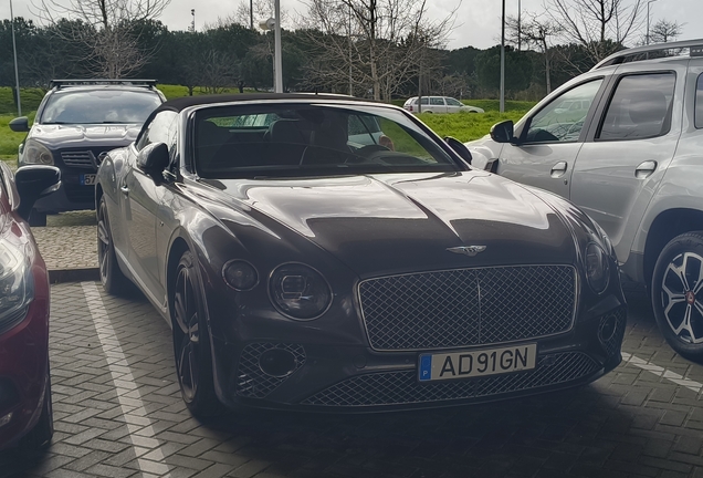 Bentley Continental GTC V8 2020