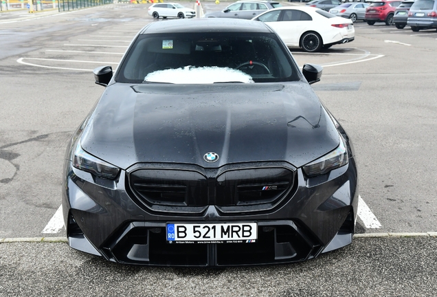 BMW M5 G90