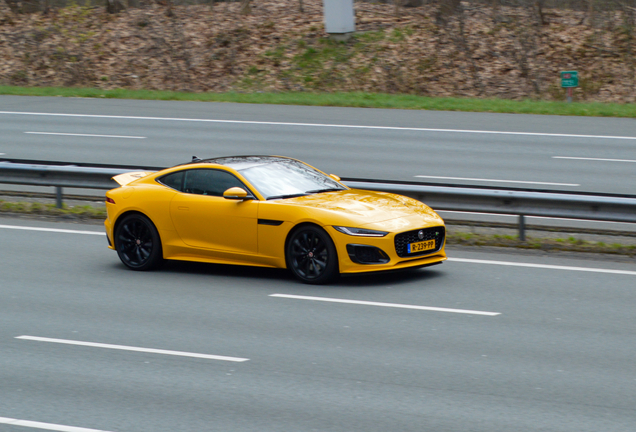 Jaguar F-TYPE R Coupé 2020