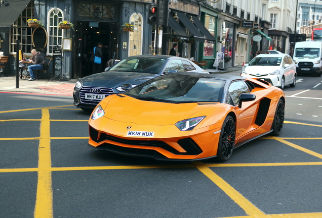 Lamborghini Aventador S LP740-4 Roadster