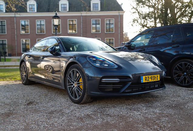 Porsche 971 Panamera Turbo S E-Hybrid Executive MkI
