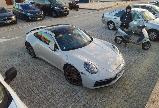 Porsche 992 Carrera 4S MkI