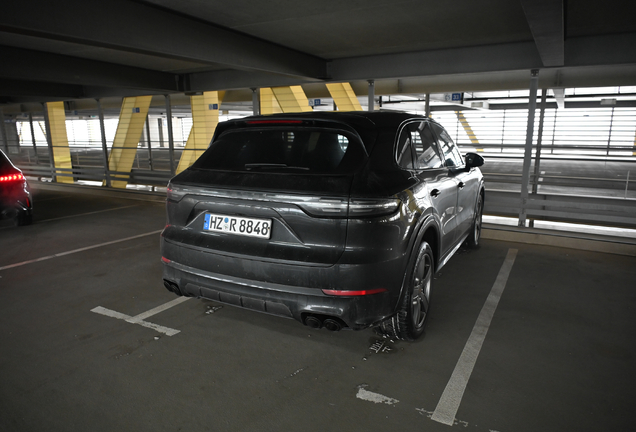 Porsche 9YA Cayenne GTS MkI