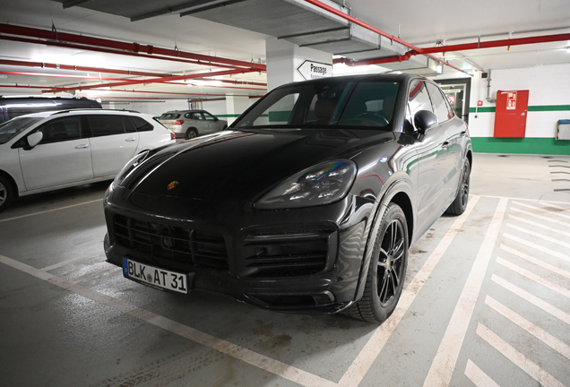 Porsche 9YA Cayenne GTS MkI