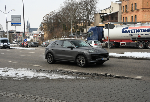 Porsche 9YA Cayenne GTS MkII