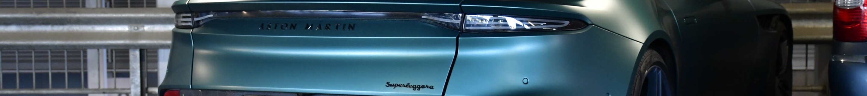 Aston Martin DBS Superleggera Volante