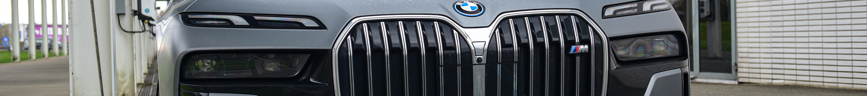 BMW M760e xDrive