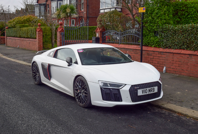 Audi R8 V10 Plus 2015