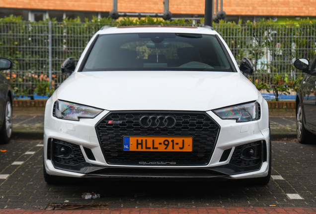 Audi RS4 Avant B9