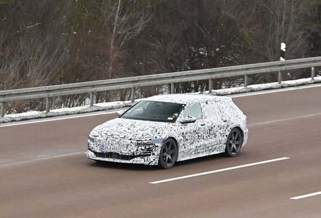 Audi RS6 Avant E-Tron