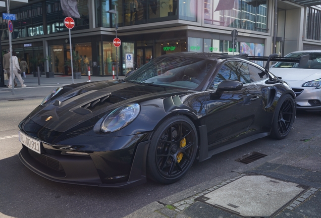 Porsche 992 GT3 RS MkI Weissach Package