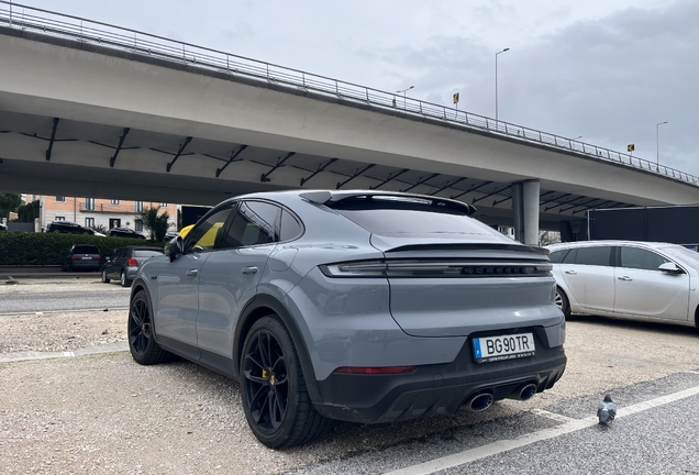 Porsche Cayenne Coupé Turbo E-Hybrid