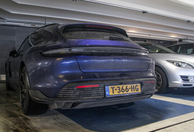 Porsche Taycan GTS Sport Turismo