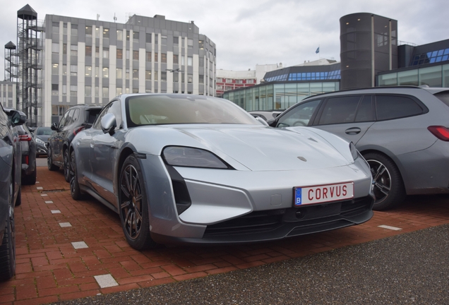 Porsche Taycan Turbo MkII