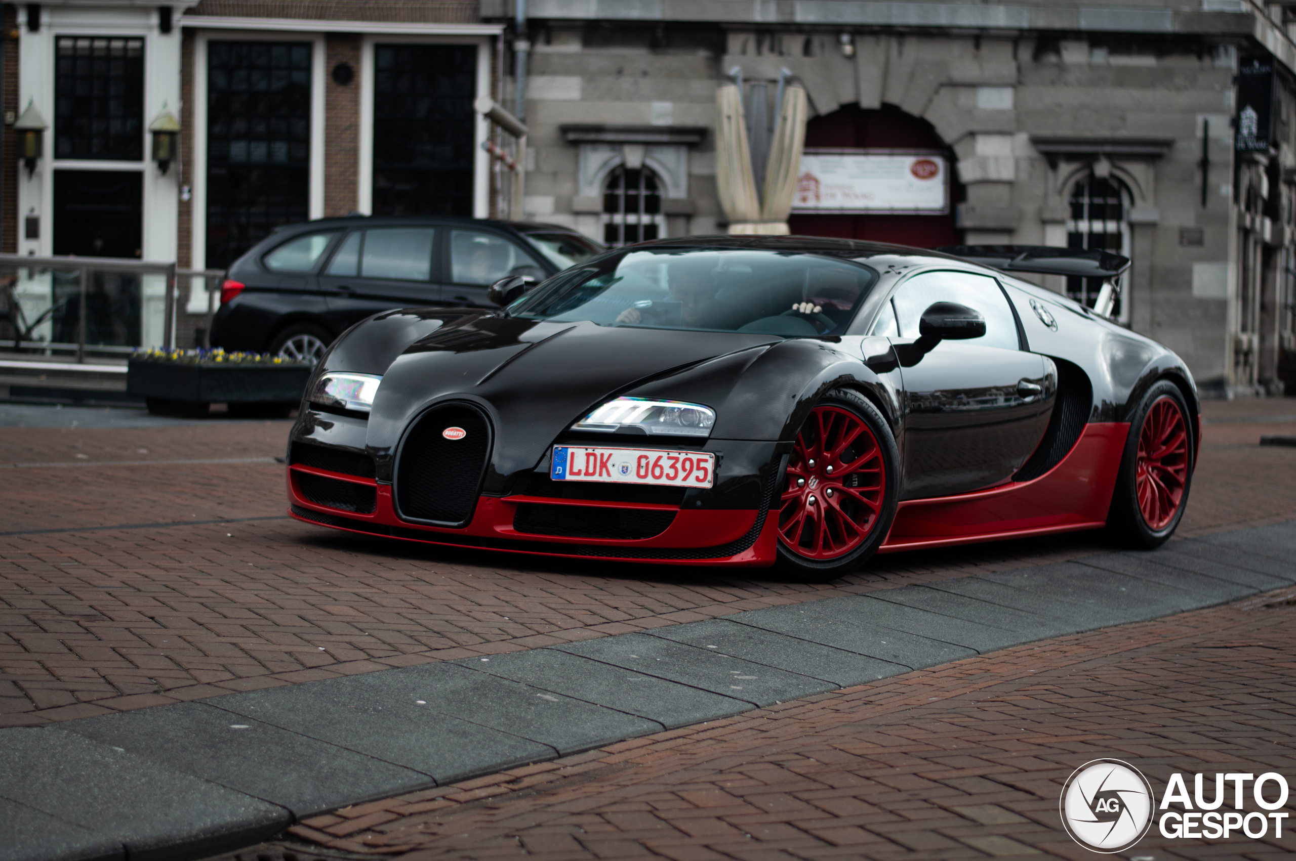 Bugatti Veyron 16.4 Super Sport
