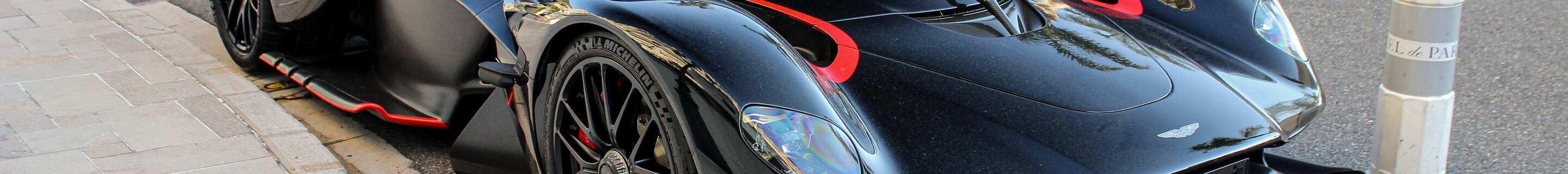 Aston Martin Valkyrie Spider