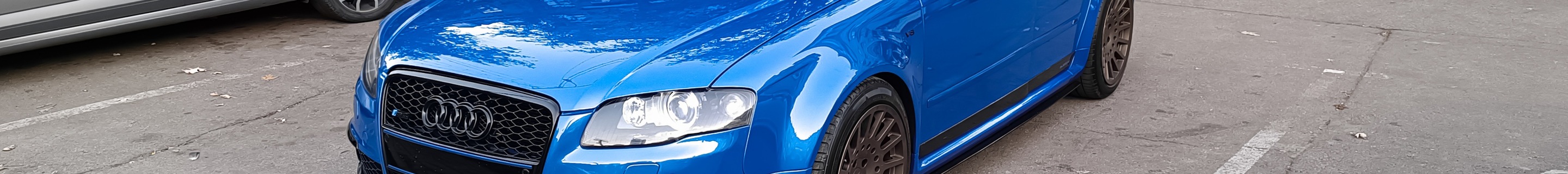 Audi RS4 Sedan