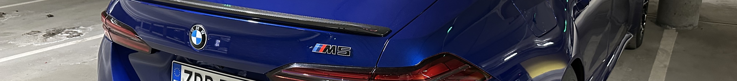 BMW M5 G90