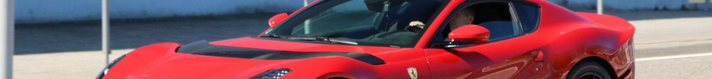 Ferrari 812 Competizione