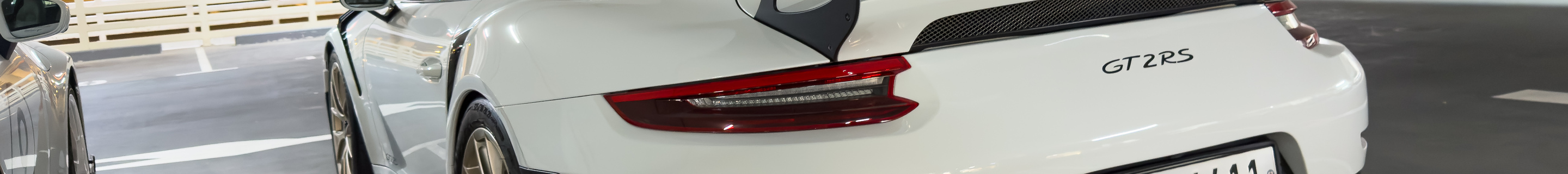 Porsche 991 GT2 RS Weissach Package