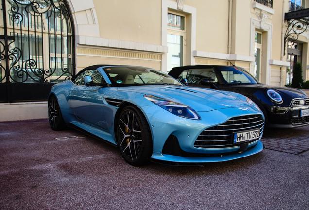 Aston Martin DB12 Volante
