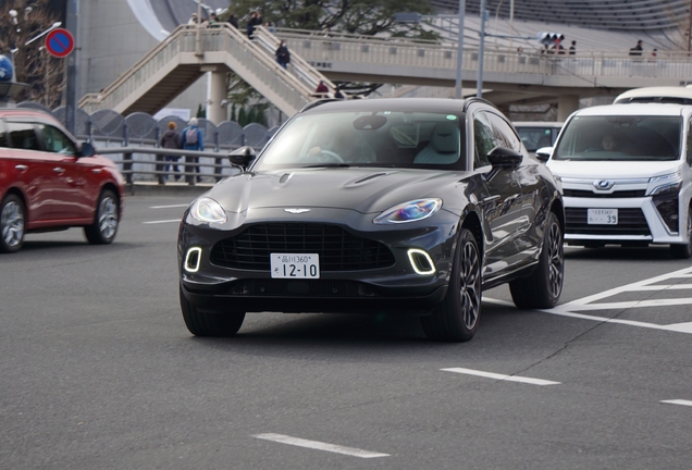Aston Martin DBX