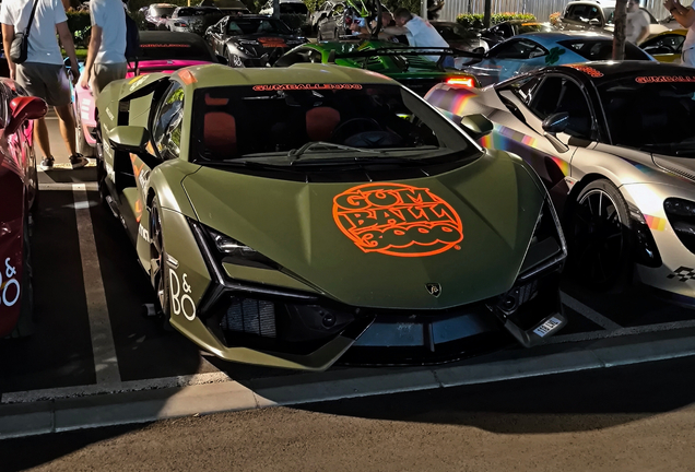 Lamborghini Revuelto