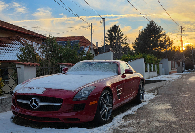 Mercedes-Benz SLS AMG