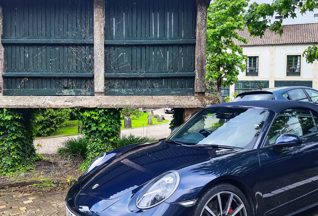 Porsche 991 Carrera 4S Cabriolet MkII