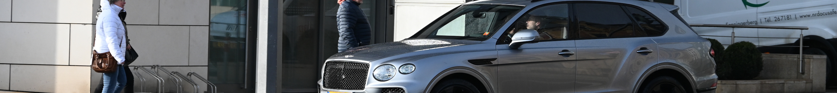 Bentley Bentayga Azure